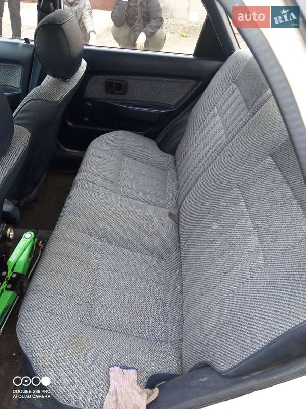 Хэтчбек Toyota Corolla 1987 в Каменском