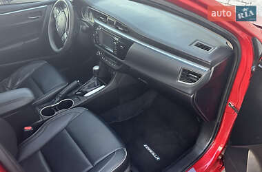 Седан Toyota Corolla 2014 в Киеве