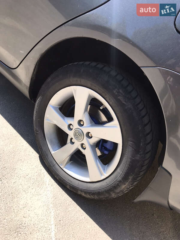 Седан Toyota Corolla 2008 в Хмельницком