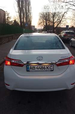Седан Toyota Corolla 2017 в Виннице