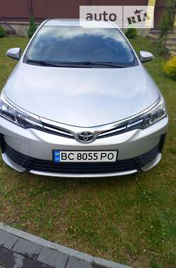 Седан Toyota Corolla 2018 в Бориславе