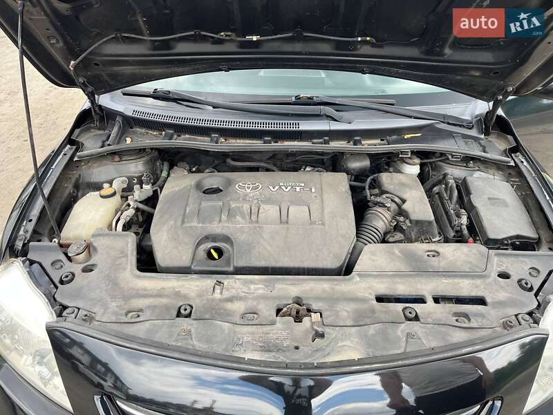 Седан Toyota Corolla 2008 в Киеве
