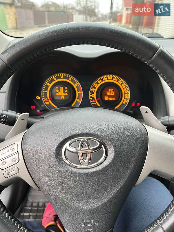 Седан Toyota Corolla 2008 в Киеве