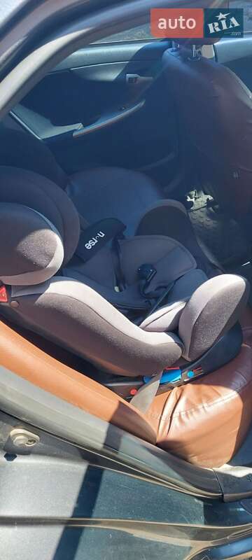 Седан Toyota Corolla 2008 в Бродах