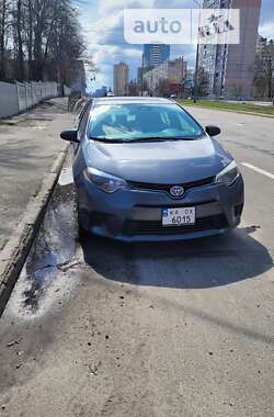 Седан Toyota Corolla 2014 в Киеве