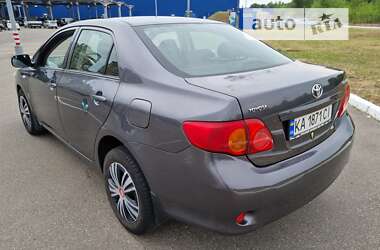 Седан Toyota Corolla 2009 в Киеве