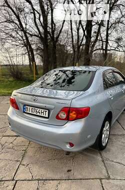 Седан Toyota Corolla 2008 в Смеле