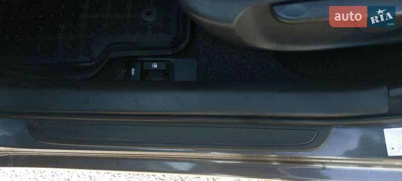 Седан Toyota Corolla 2007 в Рівному