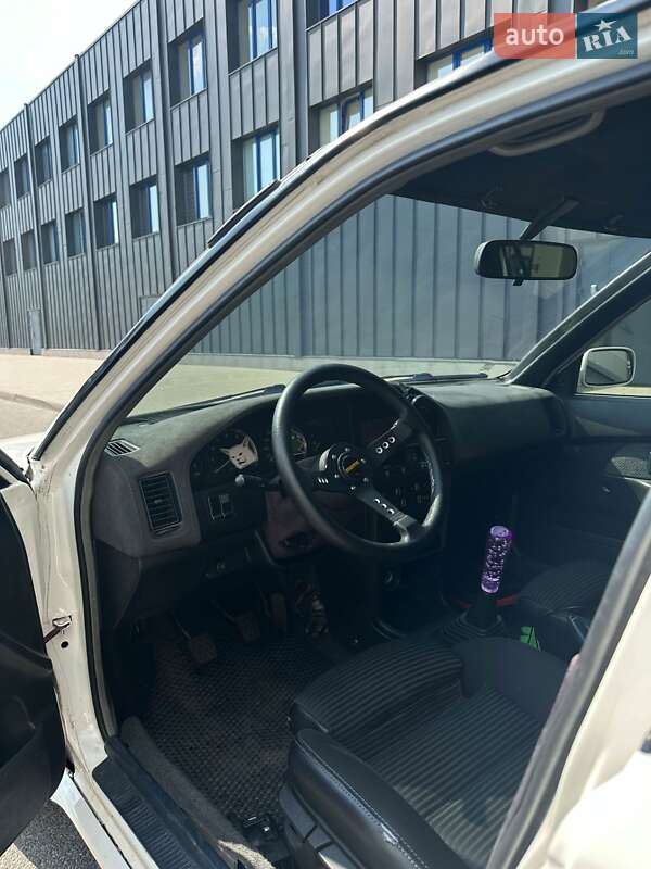 Хэтчбек Toyota Corolla 1987 в Киеве