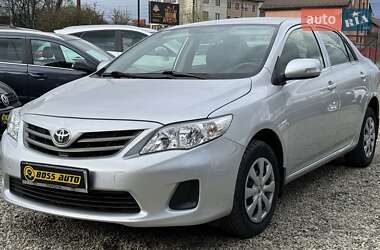 Седан Toyota Corolla 2010 в 