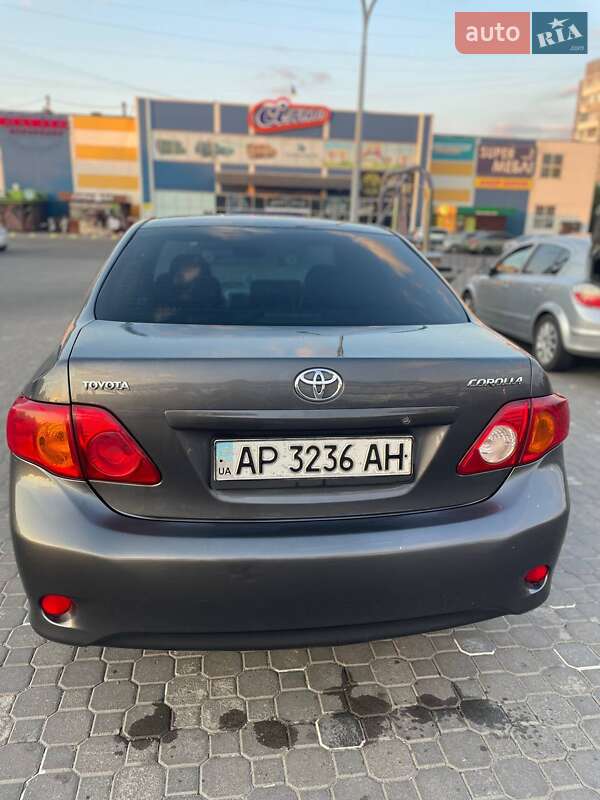 Седан Toyota Corolla 2008 в Запоріжжі
