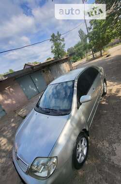 Седан Toyota Corolla 2006 в Кривом Роге