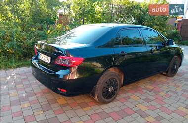 Седан Toyota Corolla 2012 в Львове