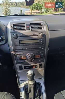 Седан Toyota Corolla 2008 в Виннице