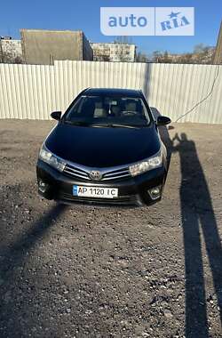 Седан Toyota Corolla 2013 в Запоріжжі