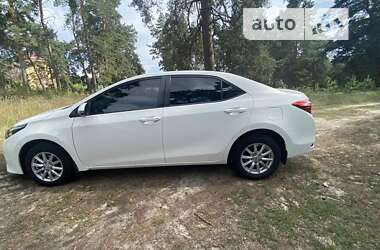 Седан Toyota Corolla 2014 в Сумах