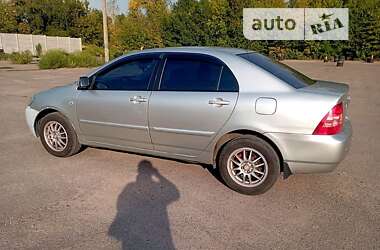 Седан Toyota Corolla 2004 в Харькове