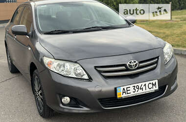 Седан Toyota Corolla 2008 в Днепре