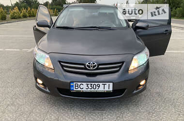 Седан Toyota Corolla 2007 в Мостиске