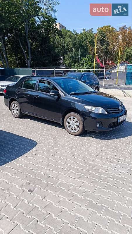 Седан Toyota Corolla 2010 в Одесі