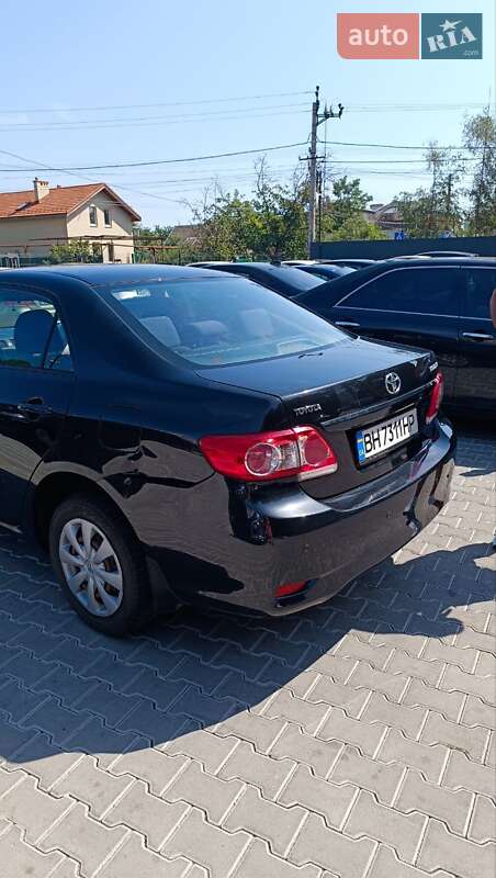 Седан Toyota Corolla 2010 в Одесі