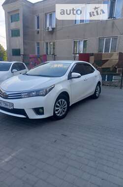 Седан Toyota Corolla 2014 в Сатанові