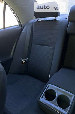 Седан Toyota Corolla 2010 в 
