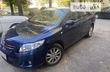 Седан Toyota Corolla 2008 в Львові