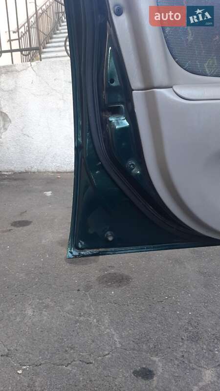 Седан Toyota Corolla 1997 в Одессе