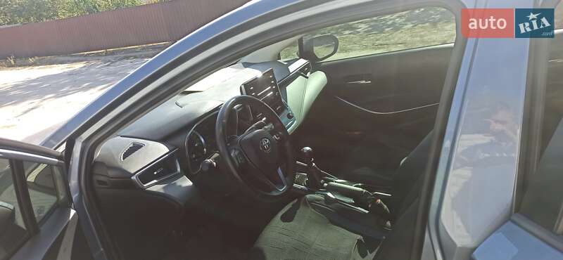 Седан Toyota Corolla 2019 в Полтаве