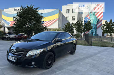 Седан Toyota Corolla 2008 в Киеве