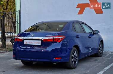 Седан Toyota Corolla 2018 в Одессе