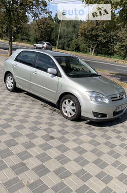 Хэтчбек Toyota Corolla 2005 в Хмельницком