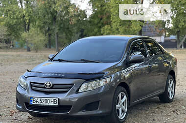 Седан Toyota Corolla 2007 в Кропивницькому