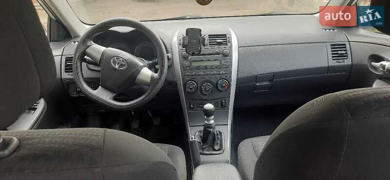 Седан Toyota Corolla 2010 в Коломые фото 28 Седан Toyota Corolla 2010 в Коломые