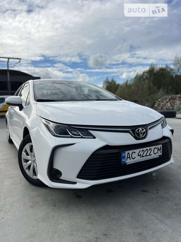 Седан Toyota Corolla 2021 в Ратным