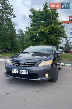 Седан Toyota Corolla 2010 в 