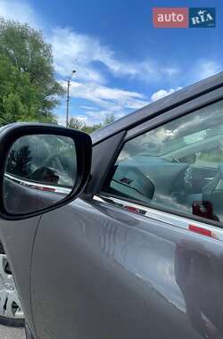 Седан Toyota Corolla 2010 в 