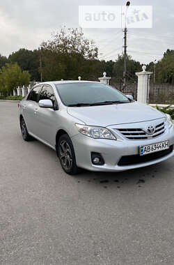 Седан Toyota Corolla 2011 в Виннице