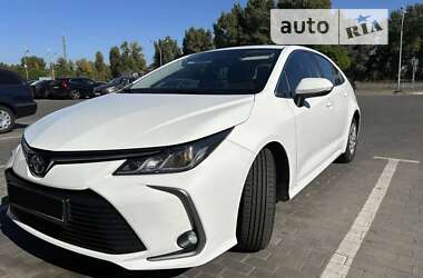 Седан Toyota Corolla 2019 в Умани