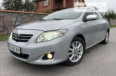 Седан Toyota Corolla 2008 в Староконстантинове