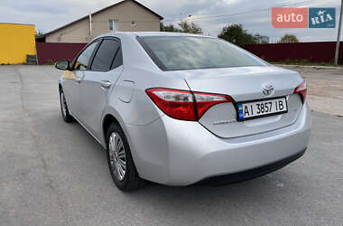 Седан Toyota Corolla 2016 в Житомире