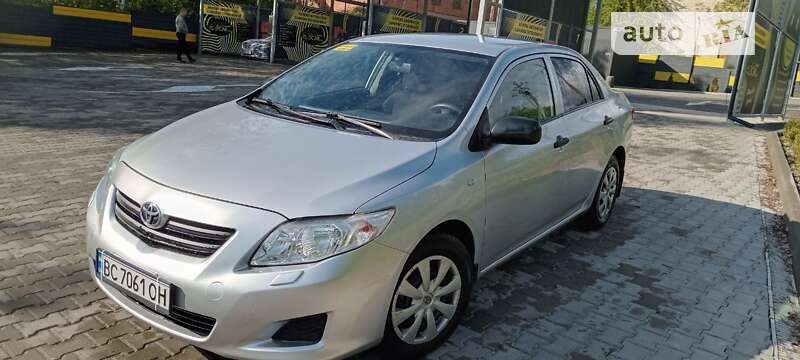 Седан Toyota Corolla 2008 в Жмеринке