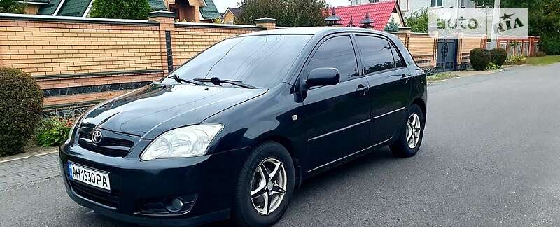 Хэтчбек Toyota Corolla 2005 в Борисполе