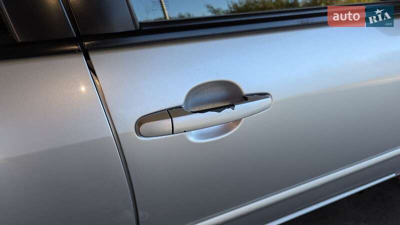 Седан Toyota Corolla 2003 в Львове