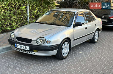 Седан Toyota Corolla 1998 в Киеве