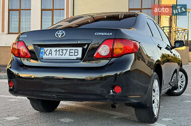 Седан Toyota Corolla 2008 в Дрогобыче