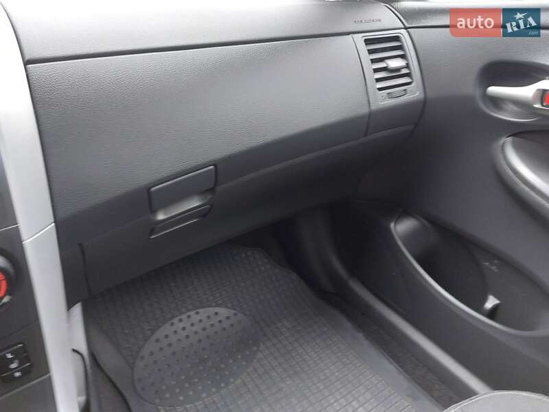 Седан Toyota Corolla 2012 в Одесі фото 11 Седан Toyota Corolla 2012 в Одесі