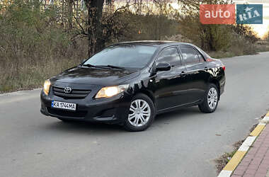 Седан Toyota Corolla 2007 в Киеве