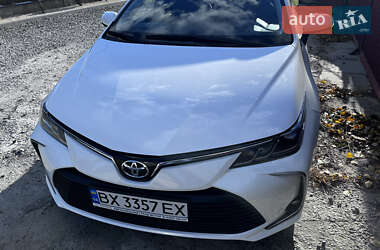 Седан Toyota Corolla 2019 в Хмельницькому